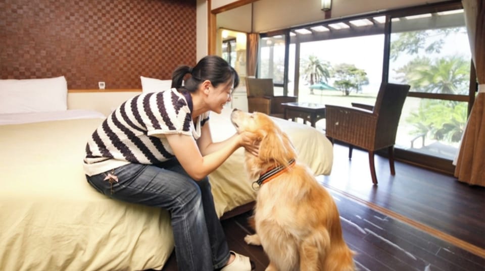 -Enjoy a stay that will put a smile on everyone's faces, both people and pets!