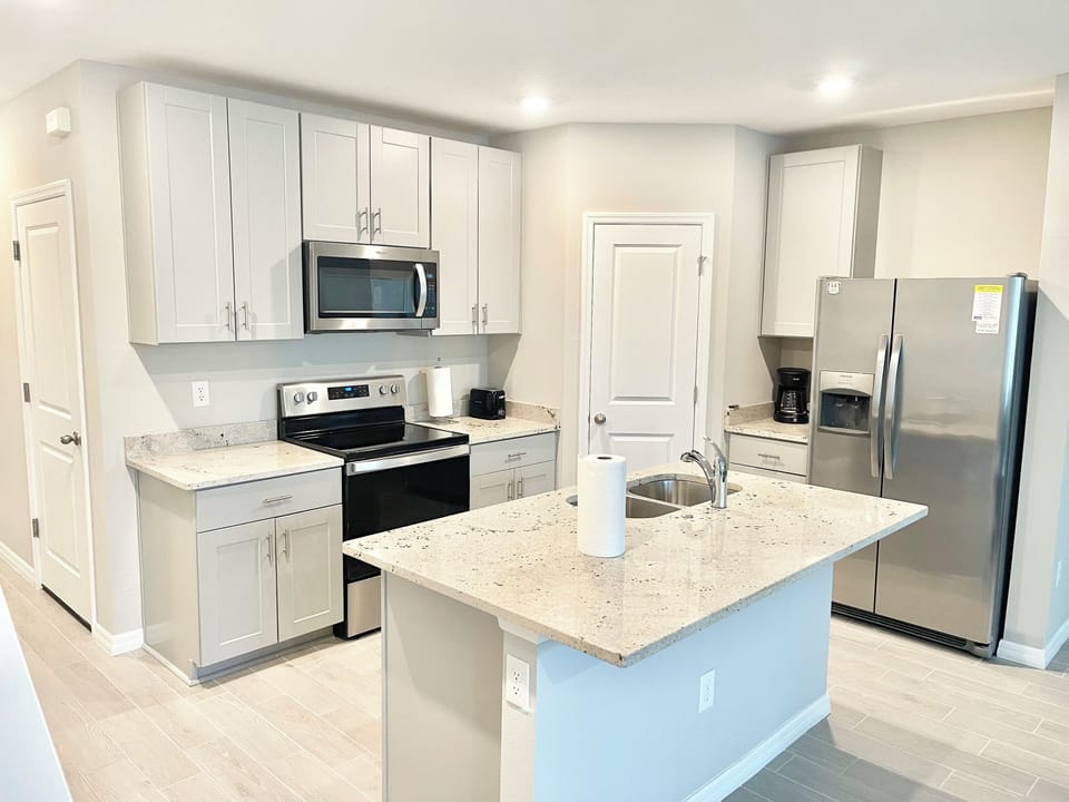 Fully stocked kitchen 