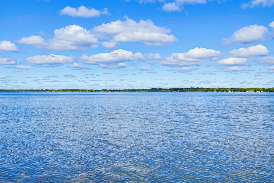 Walk to Lake Shawano