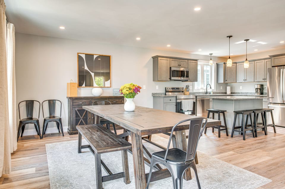 Dining Area | Free WiFi | Multi-Level Home