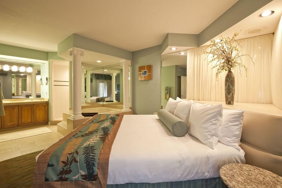 Large King bed in the bedroom, perfect solution after a long day full of adventures!