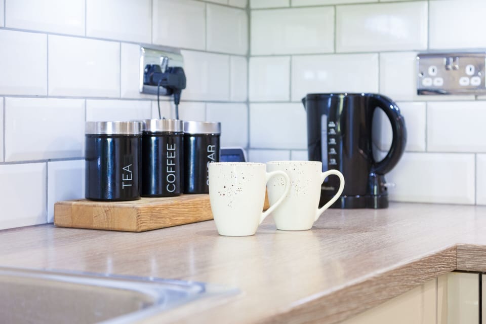 Make yourself at home - Have a cup of tea / coffe and get yourself settled in