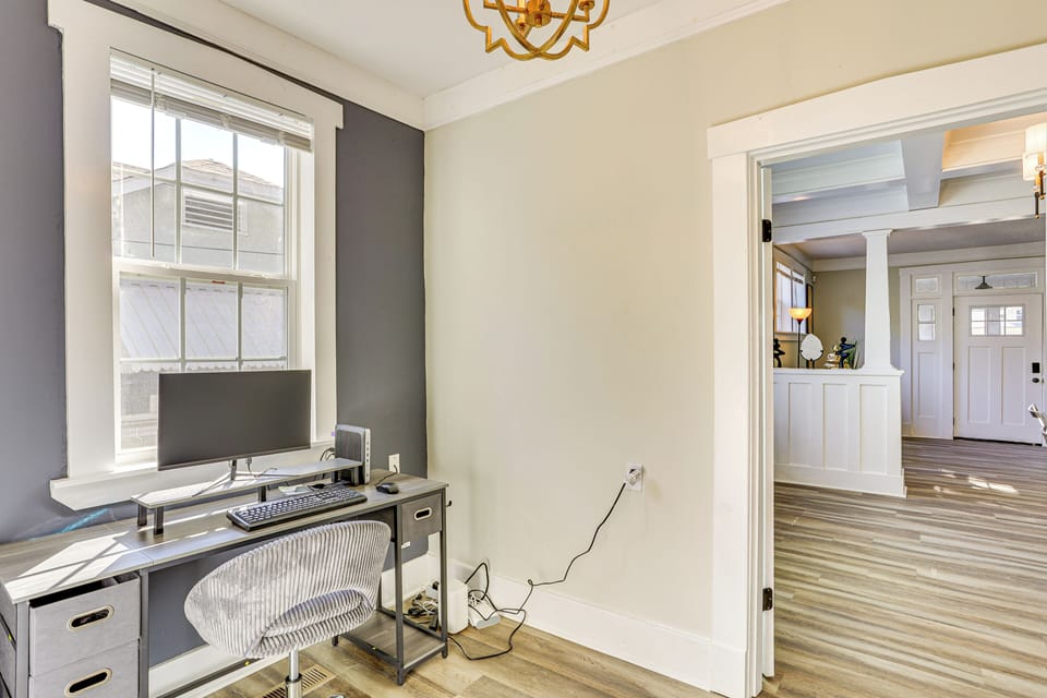 Office | Free WiFi | 1st Floor