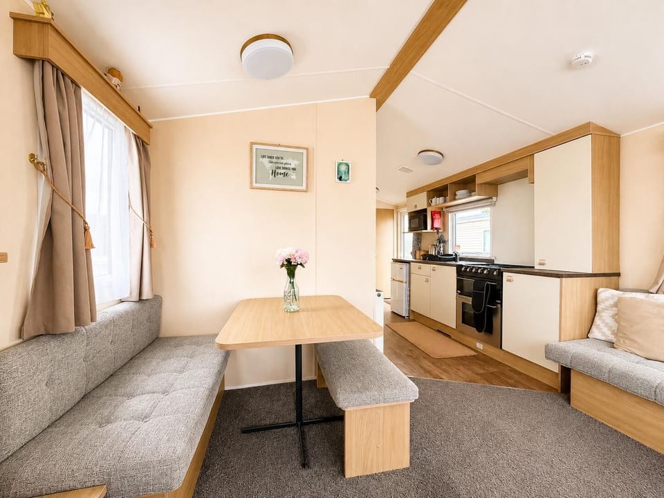 Spend the summer holidays at Parkdean Sunnydale