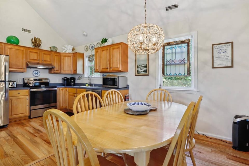 Dining area and Kitchen