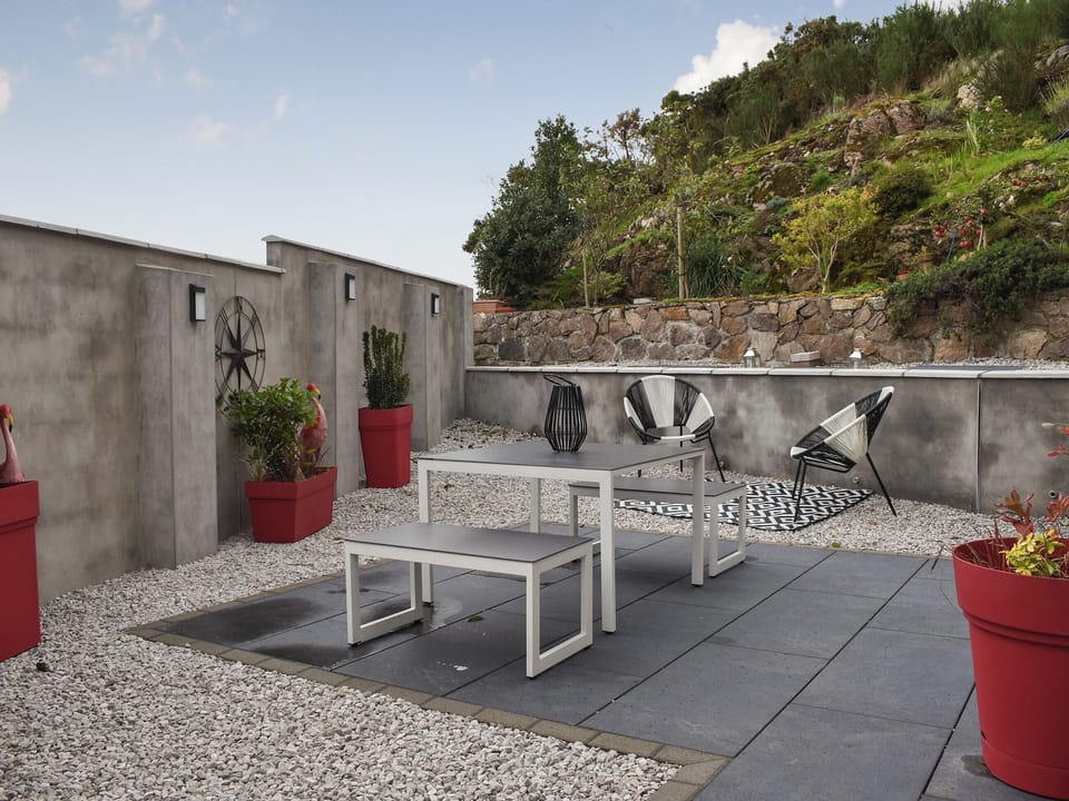 Outdoor area | Rhoslan, Caernarfon