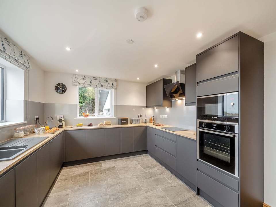 Kitchen | Bodwennol, Aberdyfi, near Aberdovey