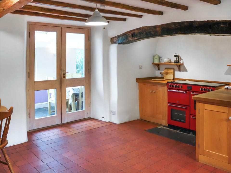 Kitchen | Rhiw Goch - Rhiw Goch Cottages, Penrhyndeudraeth, near Porthmadog