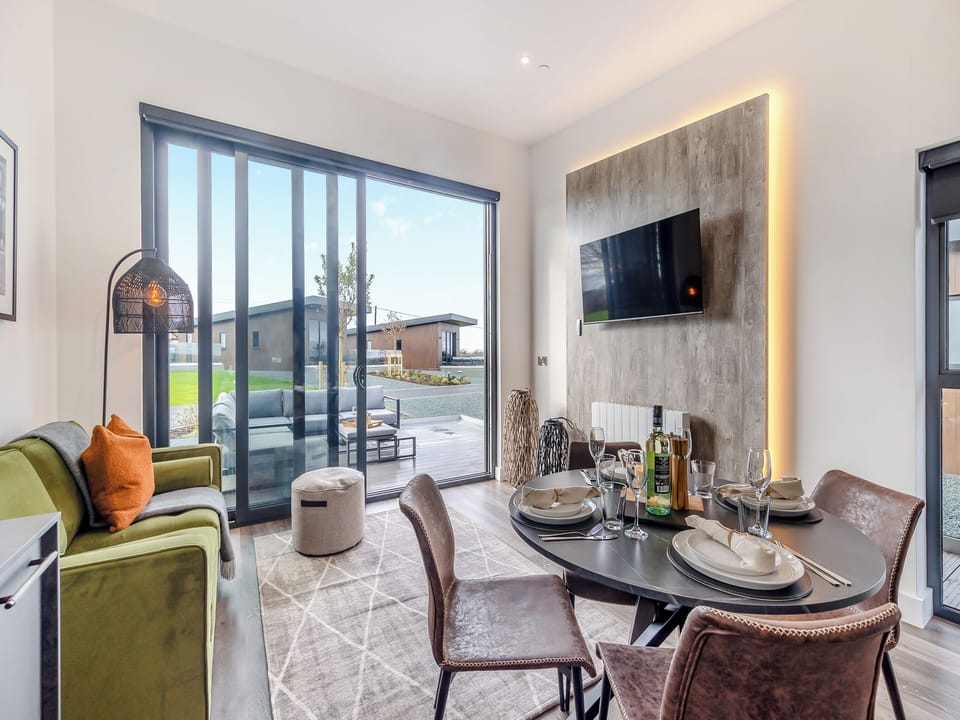 Open plan living space | Cybi Lodge 6 - Ty Llwyd, Llangefni