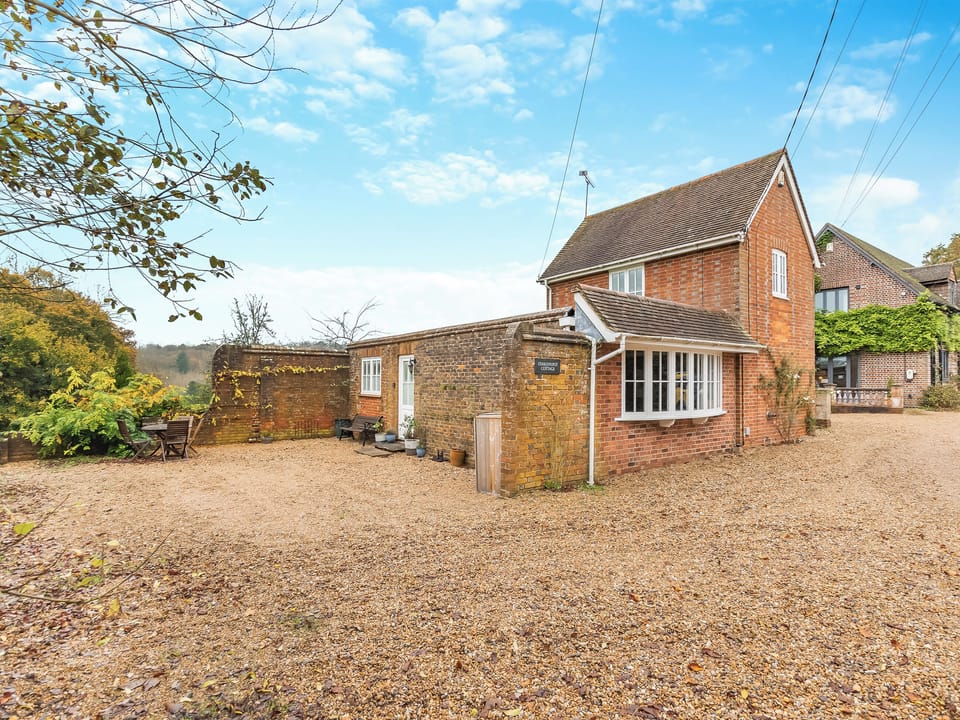 Exterior | Stablehurst Cottage, East Grinstead