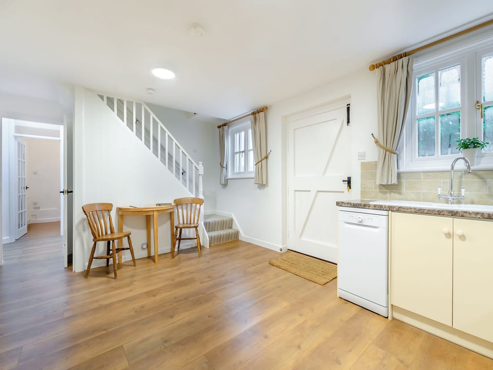 Kitchen | Stablehurst Cottage, East Grinstead