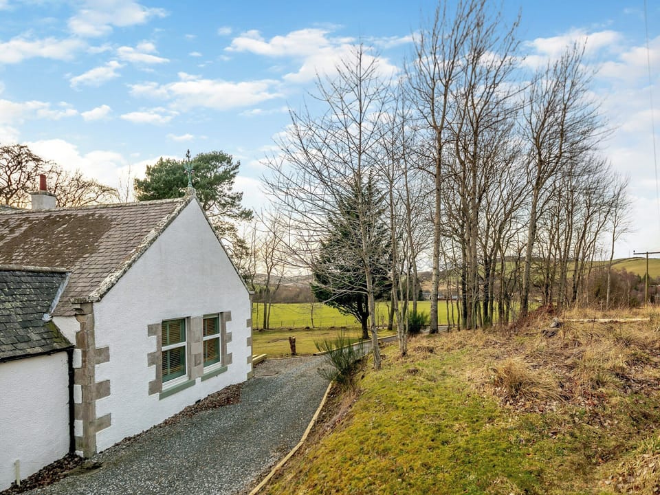 Exterior | Rowan Cottage, Huntly