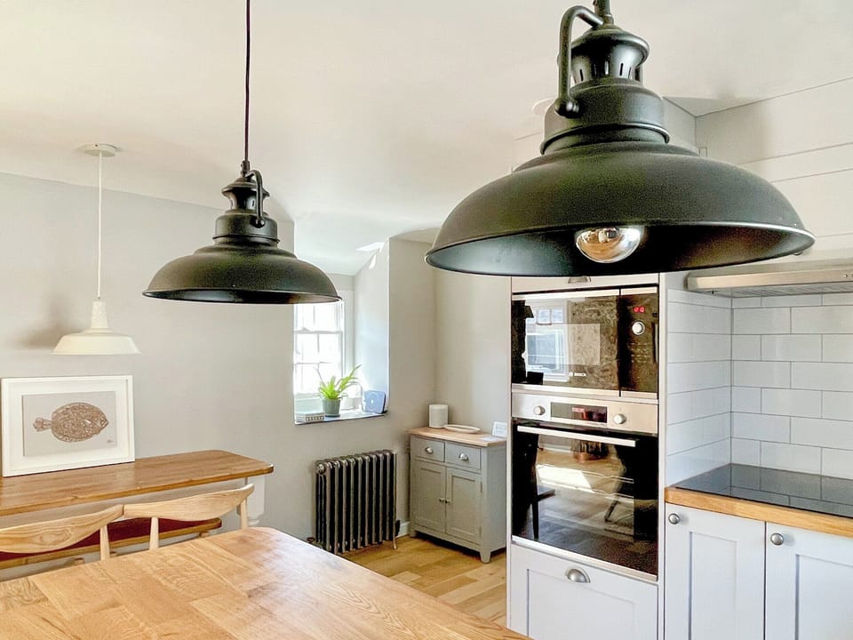 Kitchen area | The Basket Loft, Newlyn