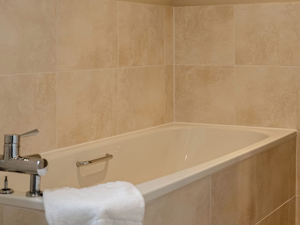 Bathroom | Ninetrees - Bachilton Farm, Methven, near Perth