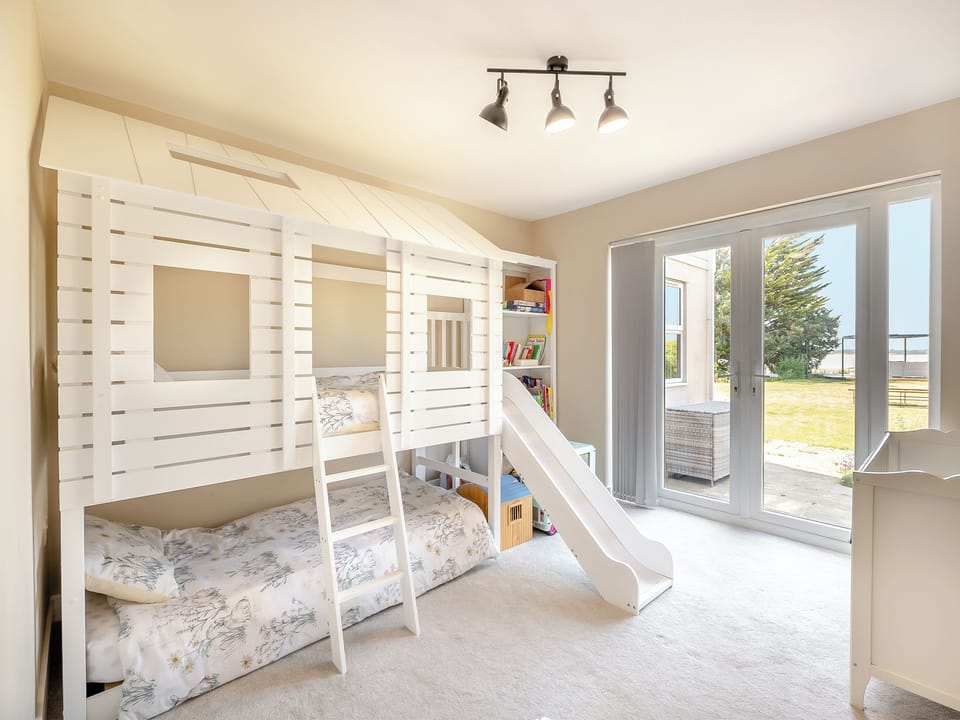 Bunk bedroom | Rydal House, St Osyth, near Clacton-on-Sea