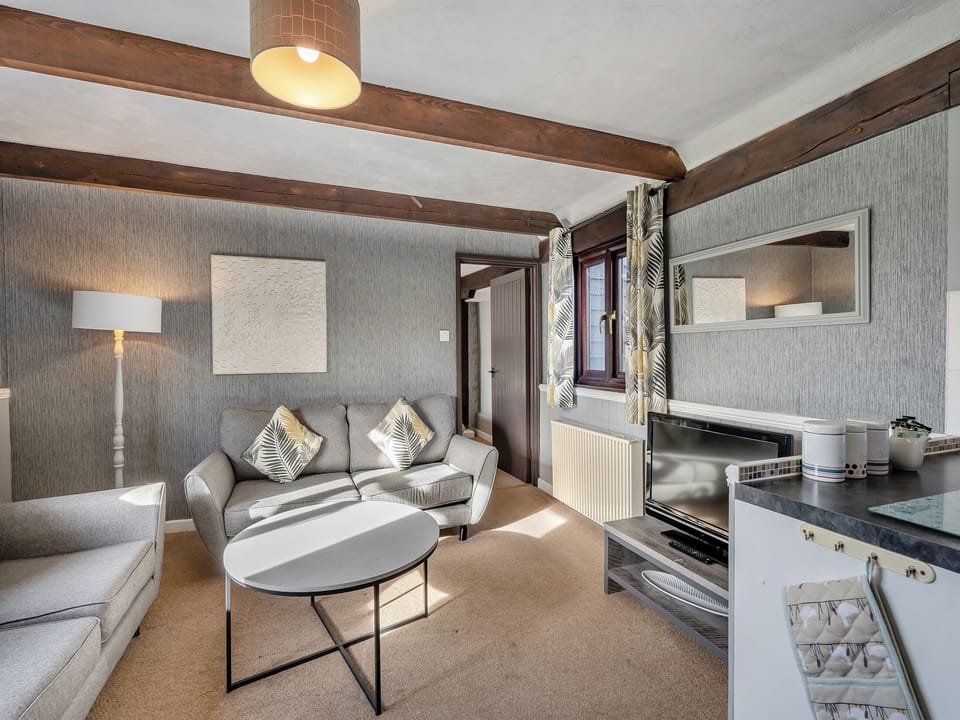 Living area | Partridge - Birds Farm Holidays, Colchester