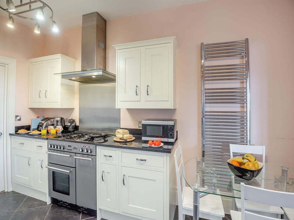 Kitchen/diner | Westhaven, Aberdovey, near Tywyn