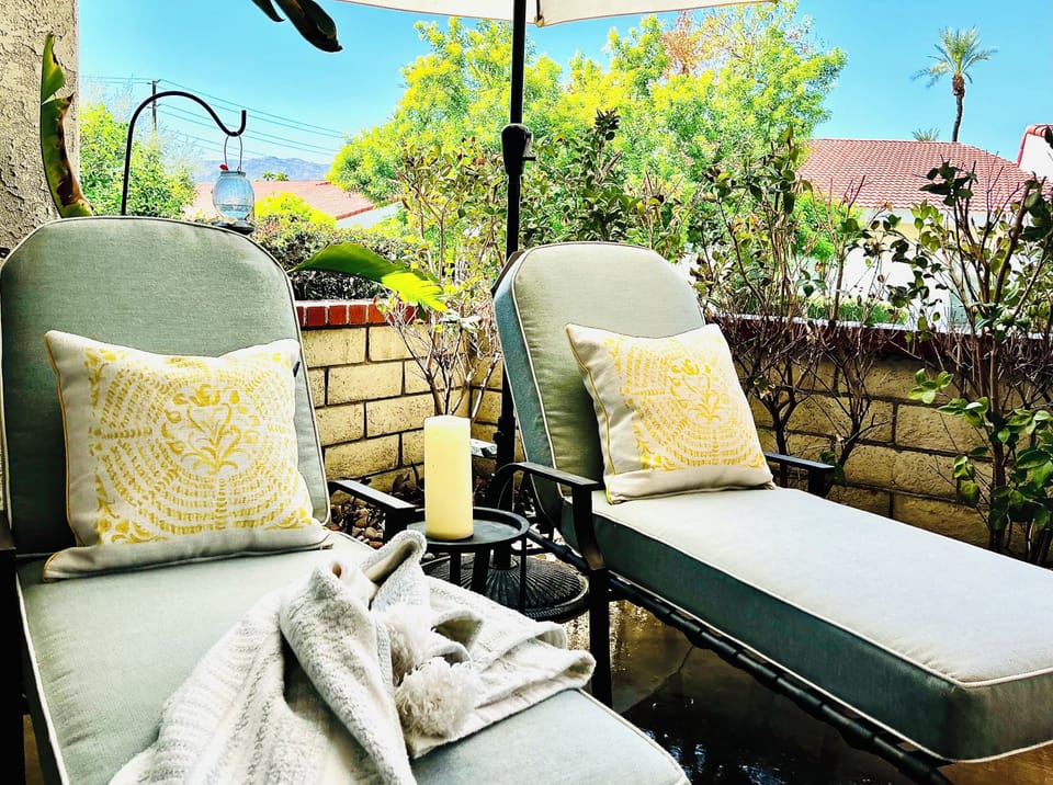 Patio Chaise Lounges - Sunny & West Facing