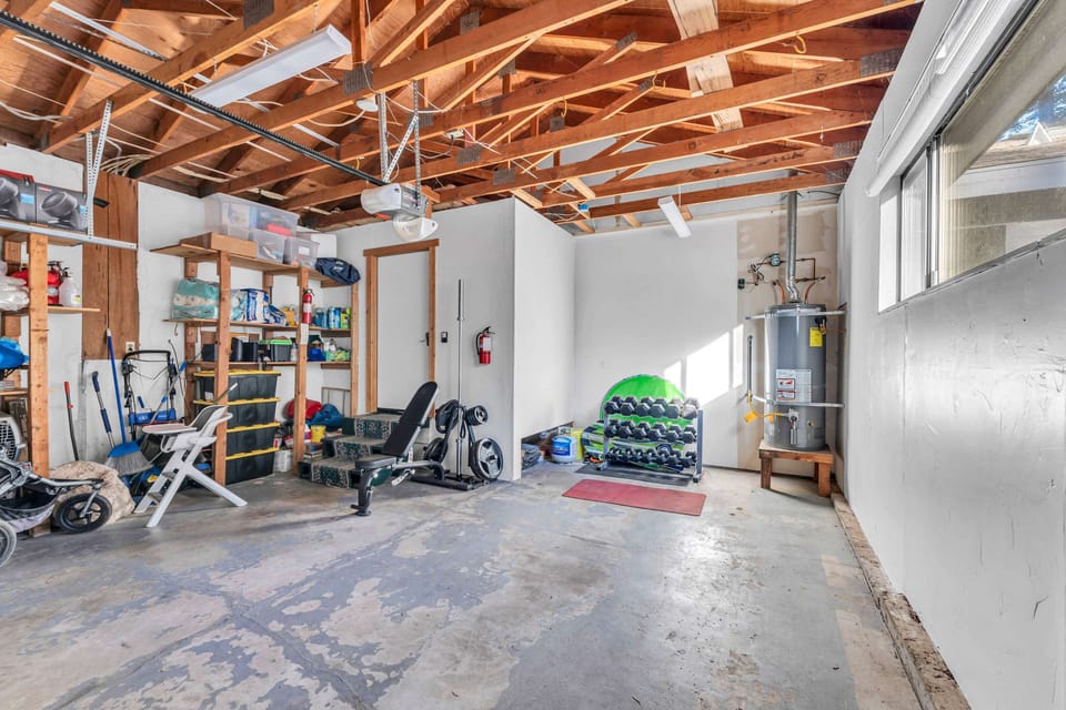 Garage: Attached garage, parking for 1 car
