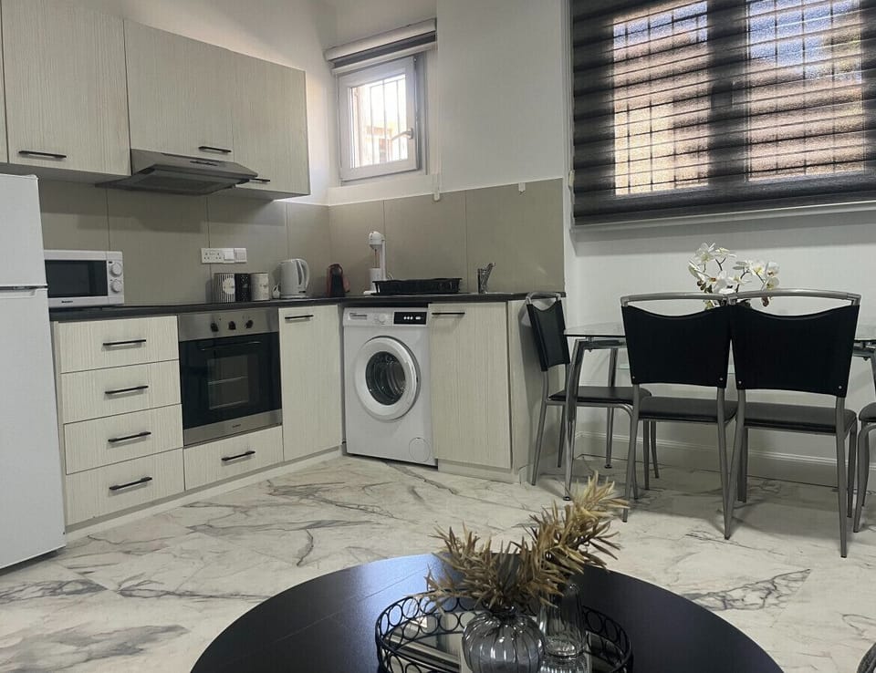 Fully equipped kitchen!
