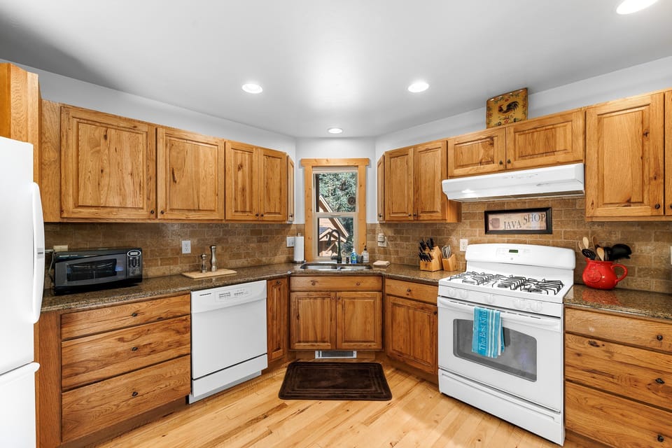 Kitchen main level