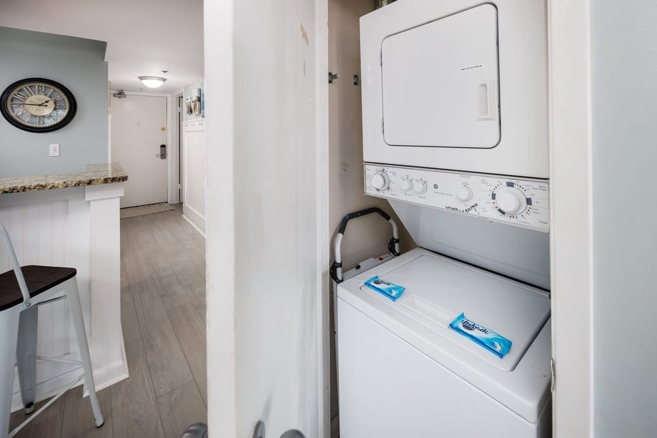 Sea Oats #411 Laundry Area