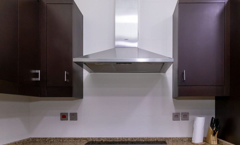 Spacious communal kitchen