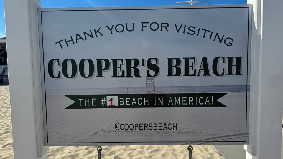 Under 10 min drive to Cooper’s Beach