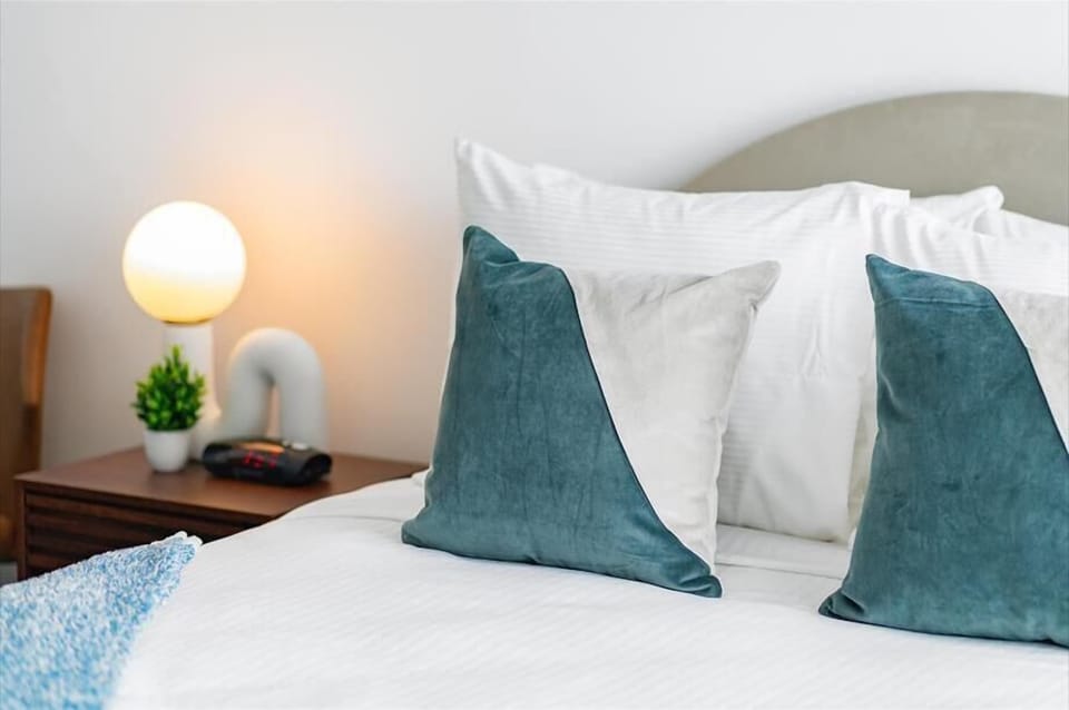 Miami Junior Queen Studio Bedroom