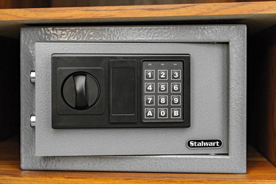 Miami Miami Beach Junior Queen Studio Misc.