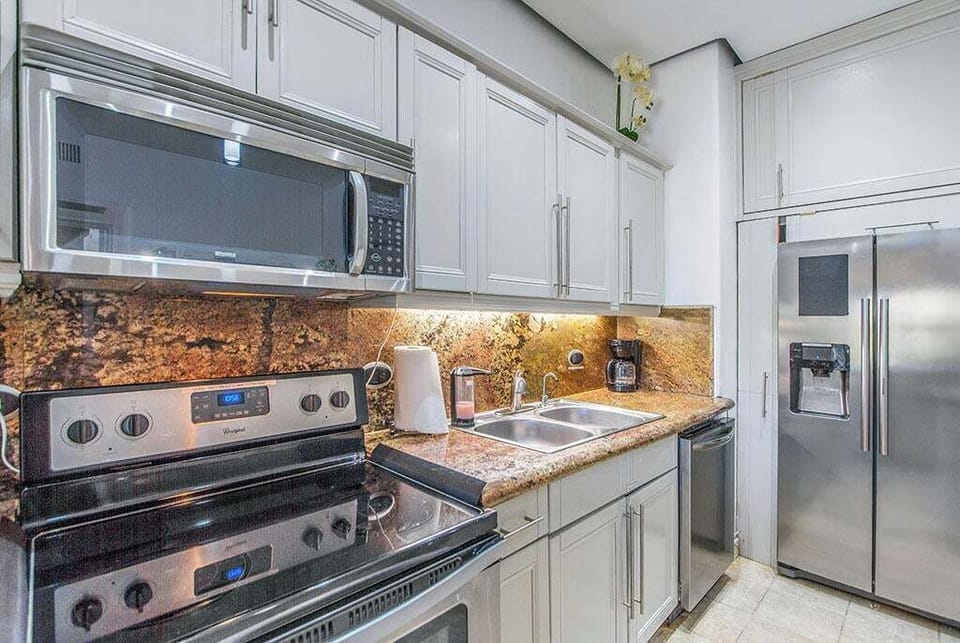 Fully equip Kitchen