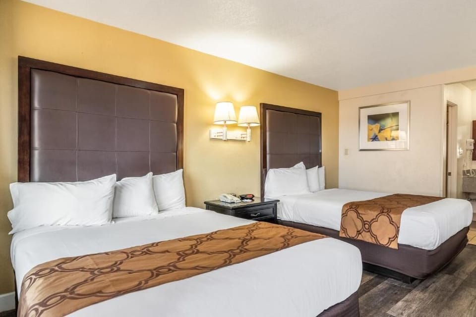 Unit With 2 Queen Beds. Exact unit will be assigned upon arrival. Views, colors, and decor may vary.