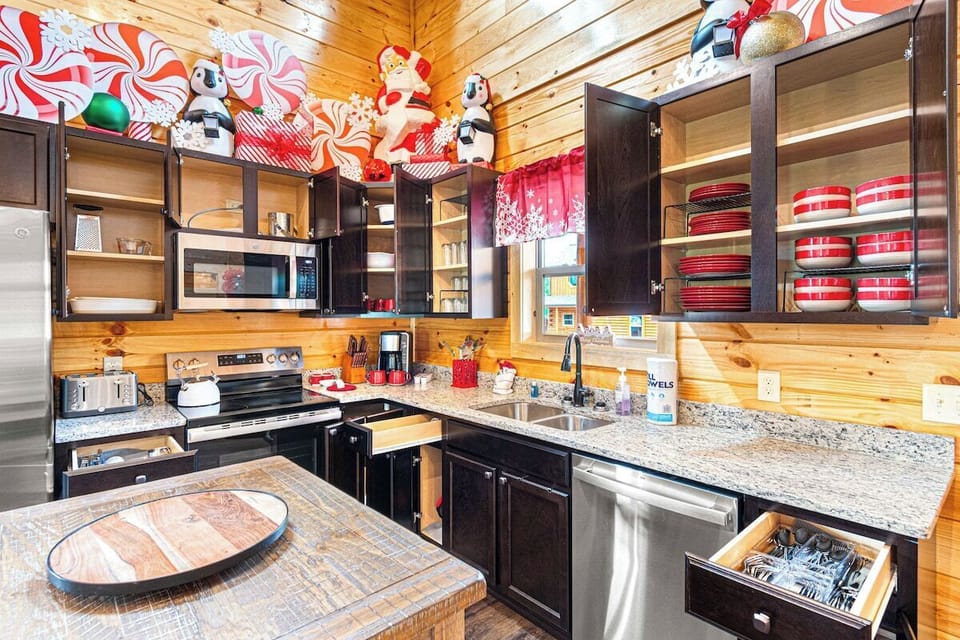 Full Kitchen Stocked with Essentials
