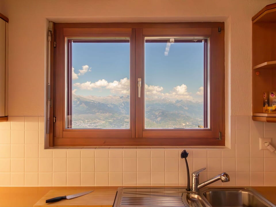 Cloud, Sky, Kitchen Sink, Property, Sink, Photograph, Window, Plumbing Fixture, Building, Light