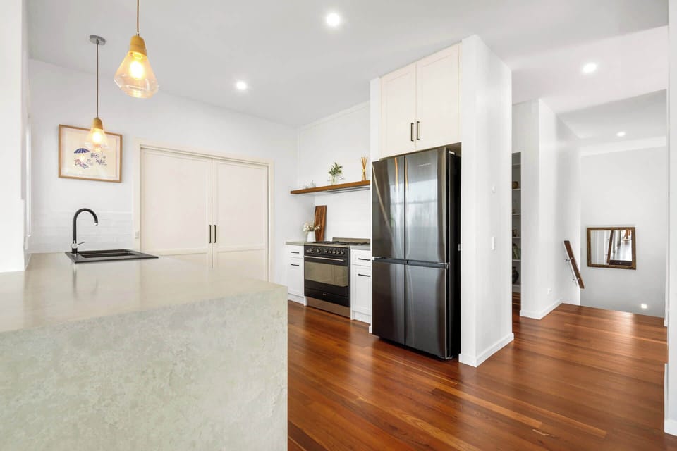 Fully-equipped kitchen with modern appliances, coffee machine, air fryer, rice cooker, sandwich maker and more!