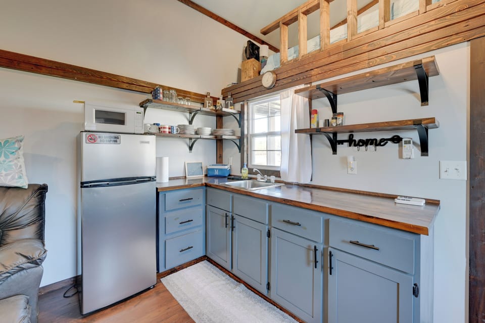 Kitchenette | Hot Plate | Drip Coffee Maker | 1st Floor
