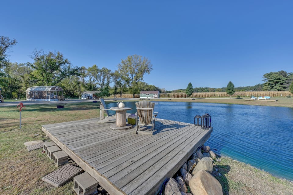 Steamboat Rock Vacation Rental | Studio | 1BA | 600 Sq Ft | 3 Steps to Enter