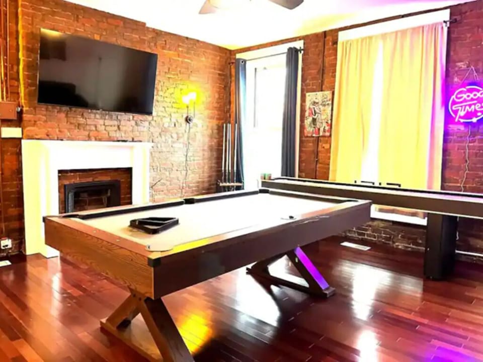 Game room
