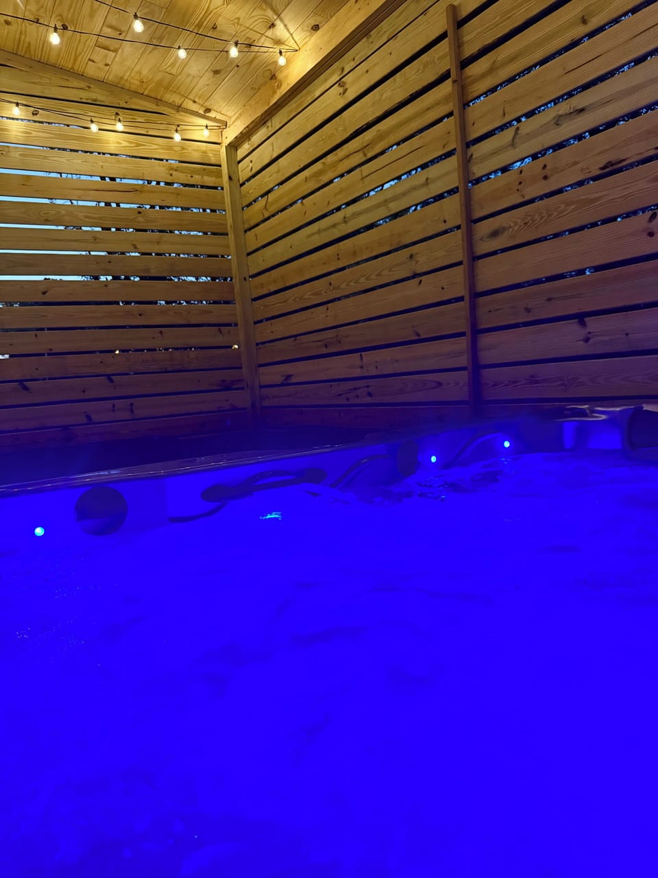 Relax in this  luxury hot tub! We drain, clean, refill & sanitize between guests
