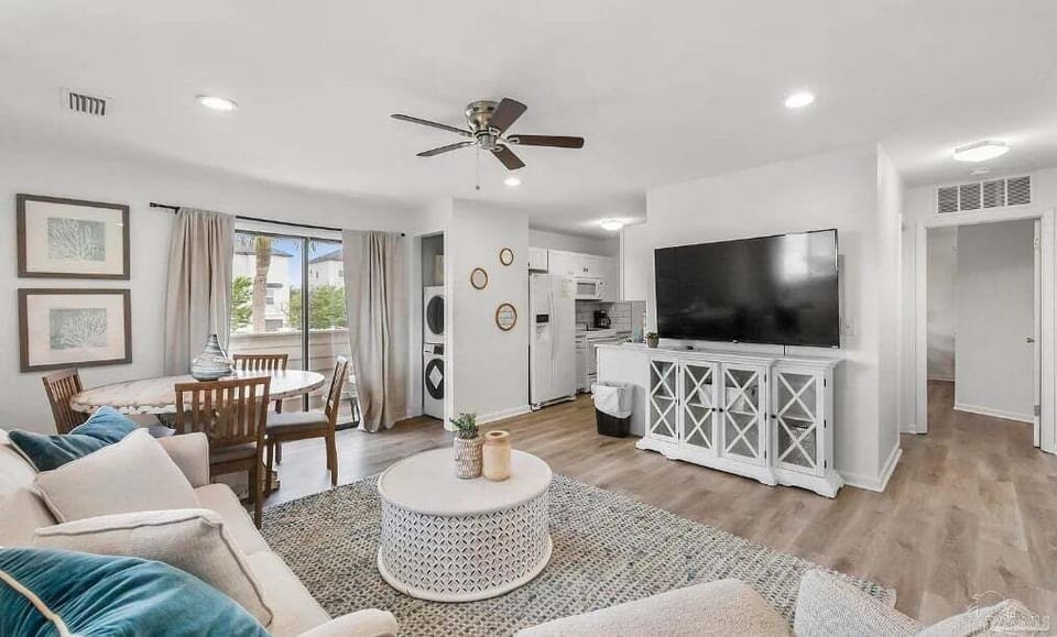 Open Floor Plan in This Nautical Themed Condo