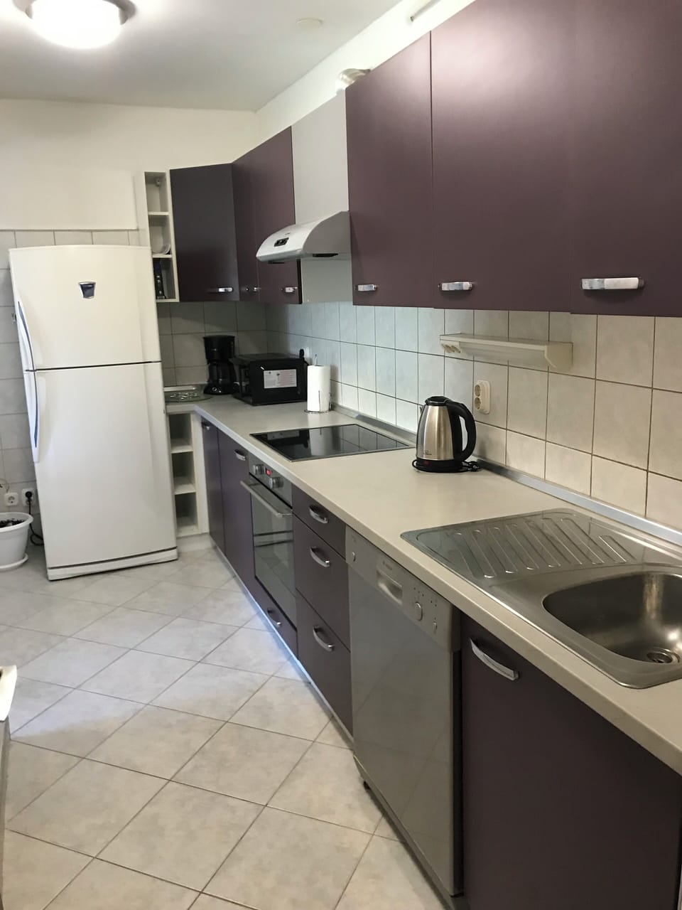 Fully equipped kitchen
