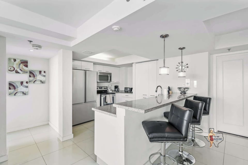 Prepare meals and enjoy casual dining at this bar-style seating.