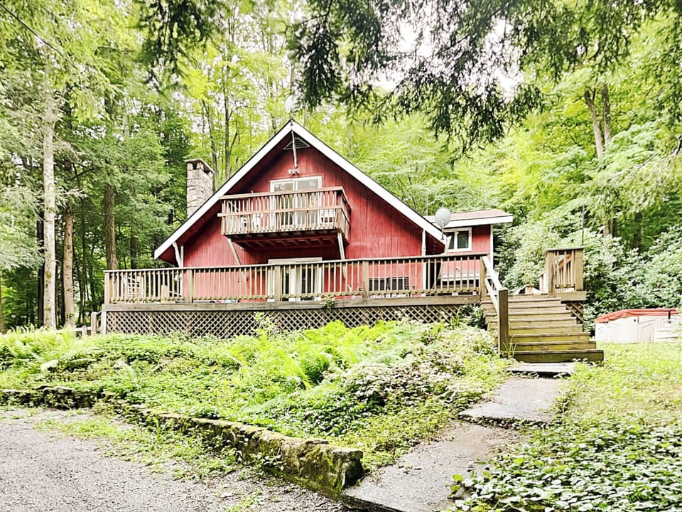 Welcome to An Apple Away!