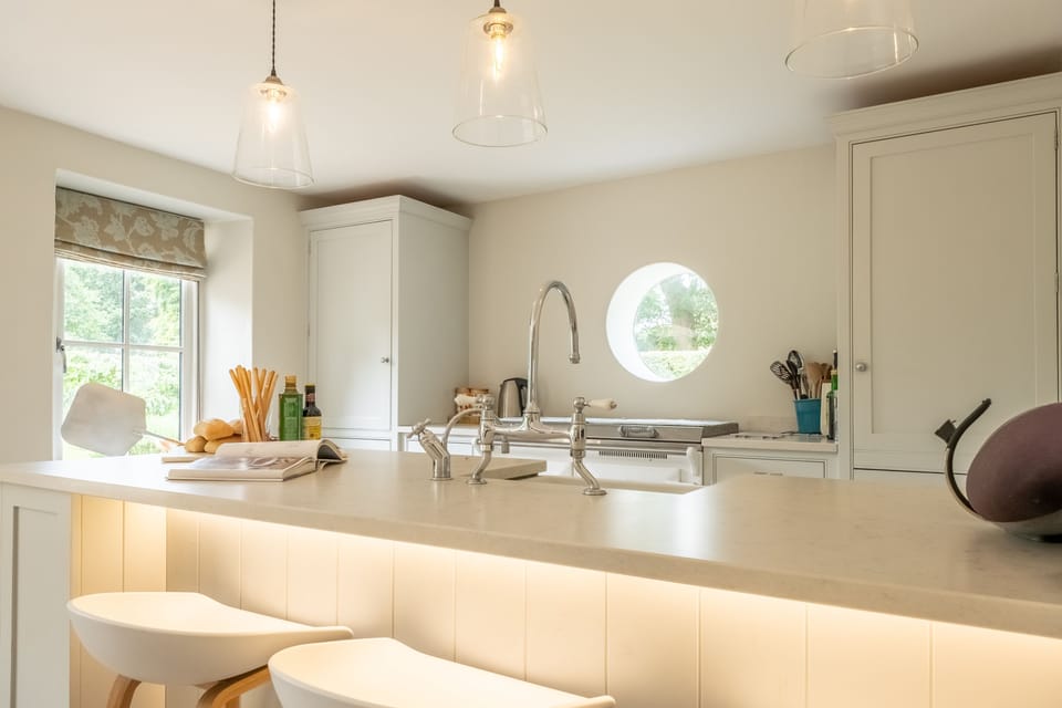 Ground floor: Modern kitchen