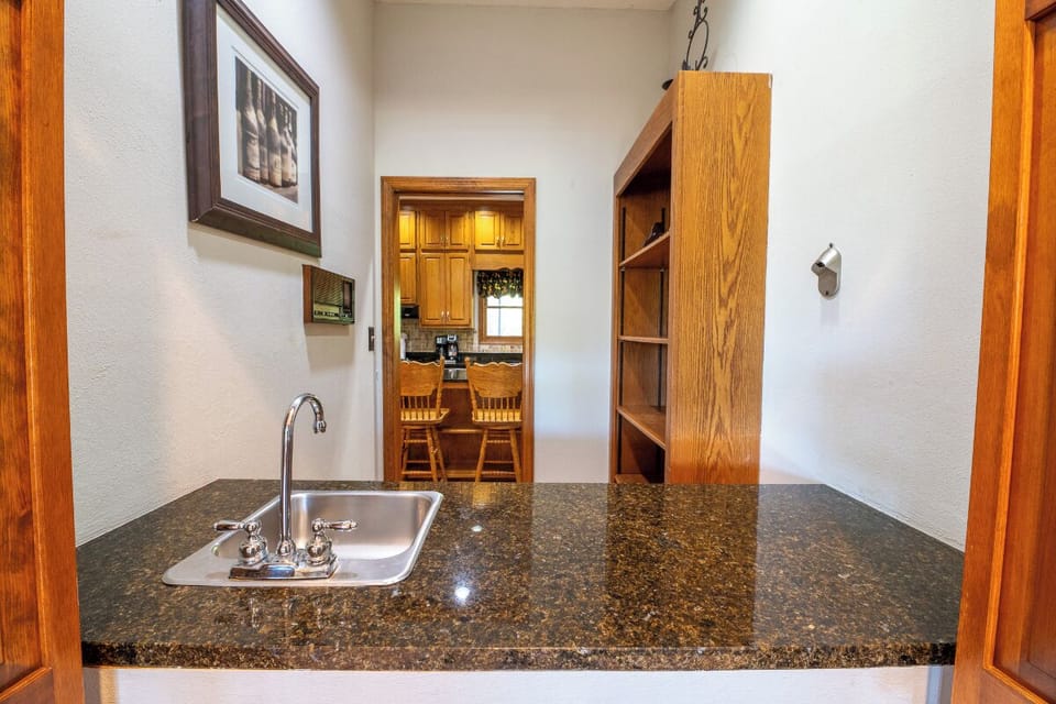 Peachtree's fully equipped kitchen