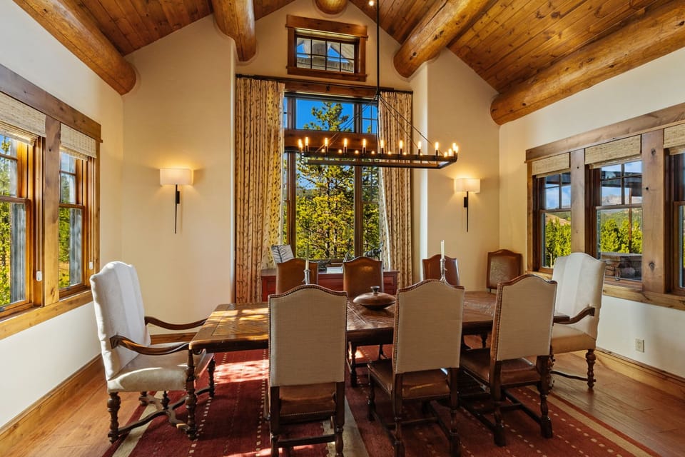 Dining Room Table Seating For 8