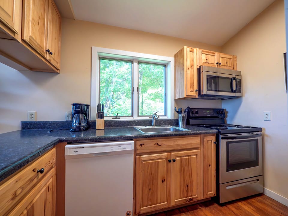 Kitchen (1)
