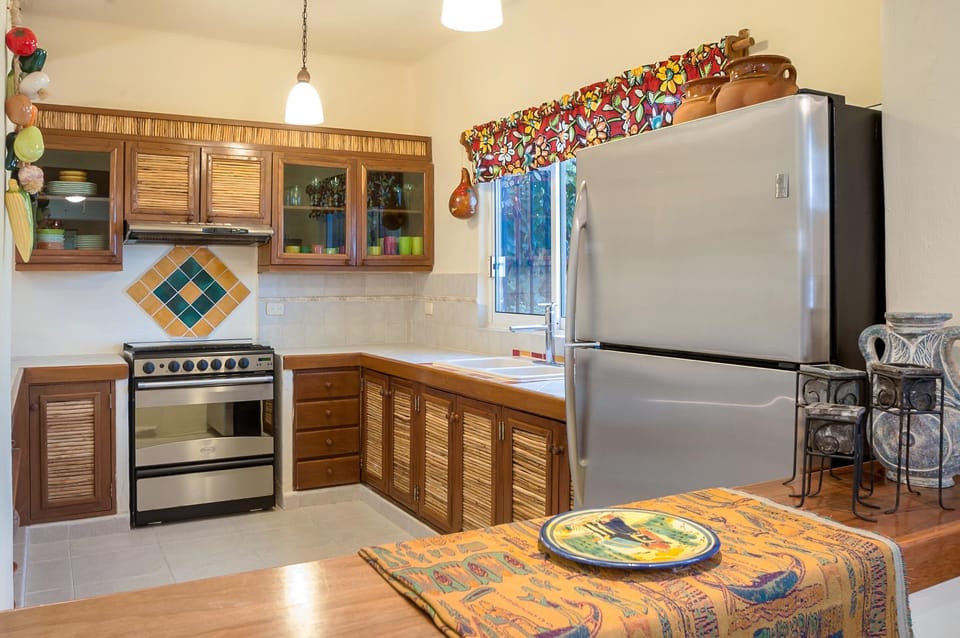 All kitchen amendities you will need