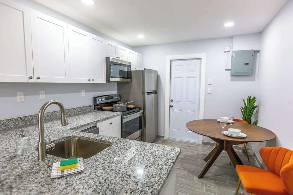 Another view of the well-equipped kitchen. Start cooking!