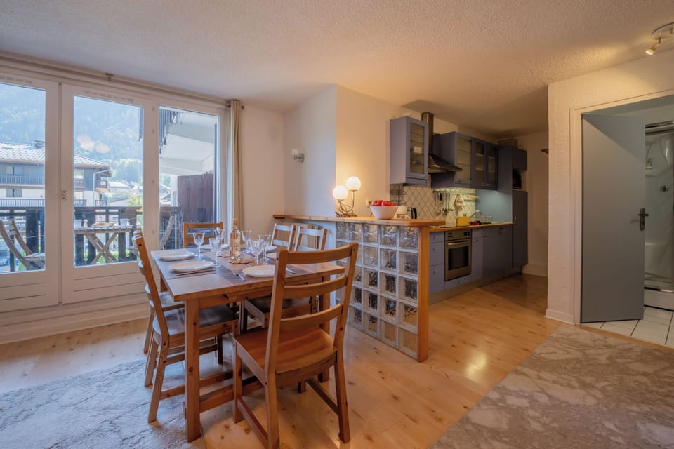 Living and dining room